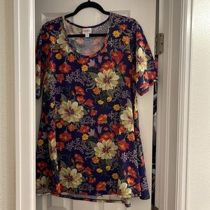 Lularoe Perfect Tee XL, EUC